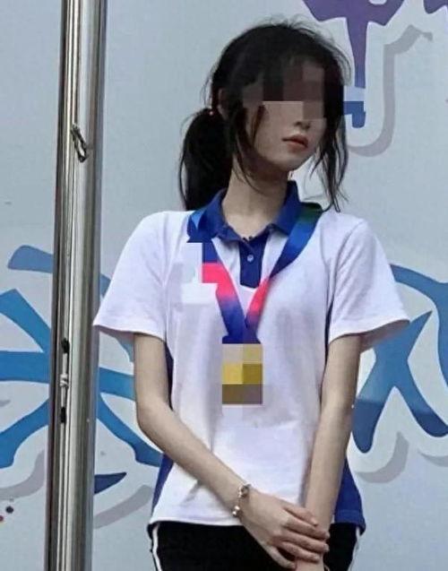 梁爽和吃瓜闺蜜视频,揭秘幕后趣事